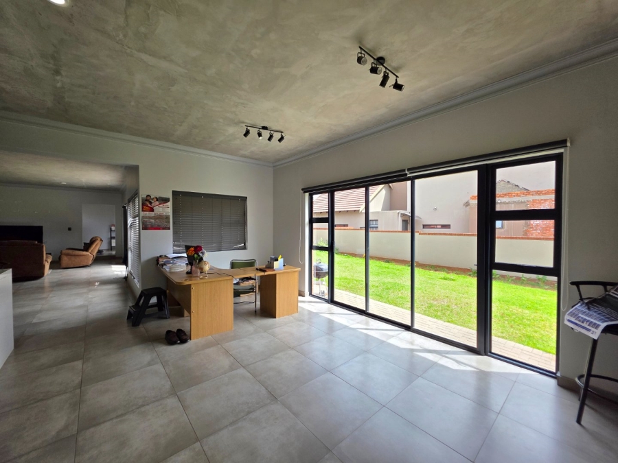 3 Bedroom Property for Sale in Wild Olive Estate Free State